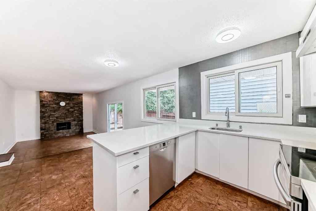 MLS® A2253045 - 523 Cantrell Drive SW in Canyon Meadows Calgary, Residential