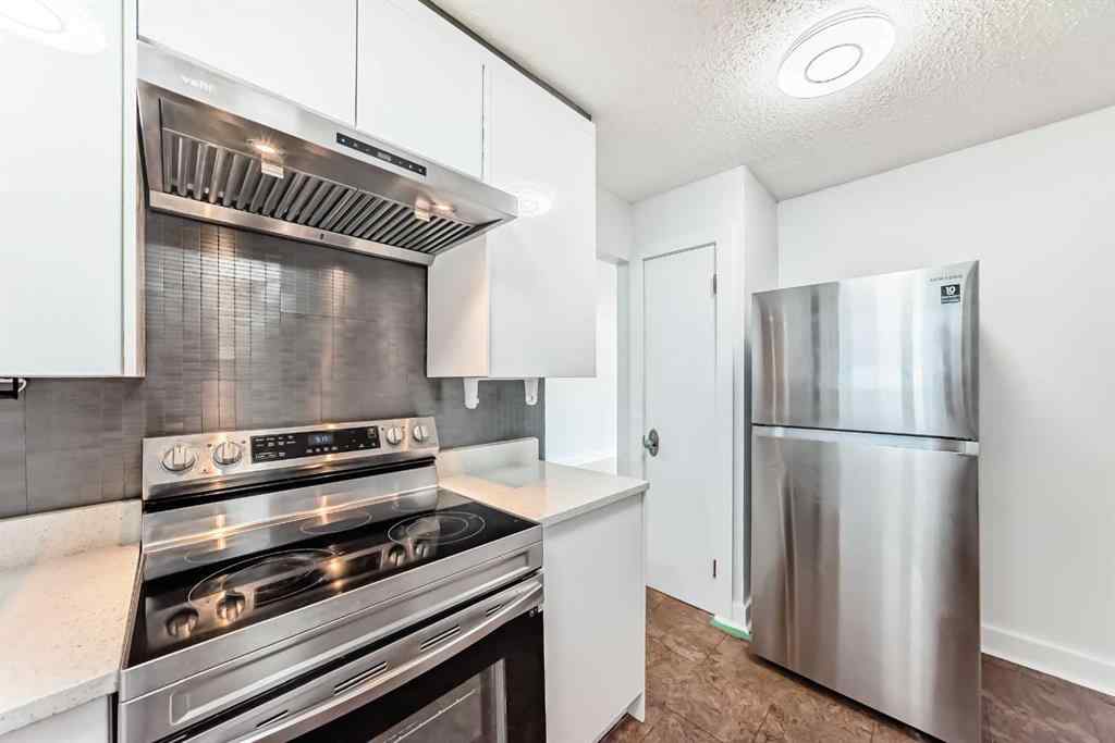 MLS® A2253045 - 523 Cantrell Drive SW in Canyon Meadows Calgary, Residential