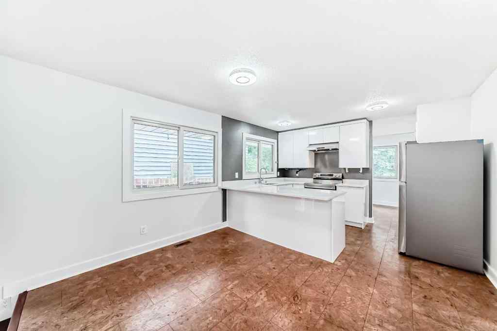 MLS® A2253045 - 523 Cantrell Drive SW in Canyon Meadows Calgary, Residential