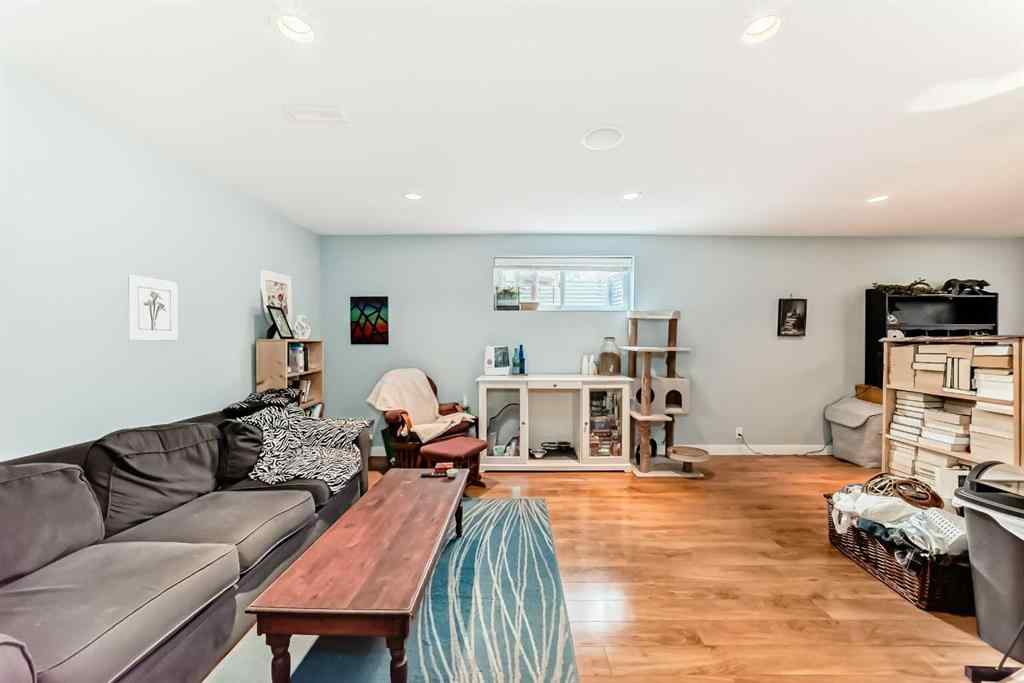 MLS® A2253052 - 54 Cougarstone Mews SW in Cougar Ridge Calgary, Residential