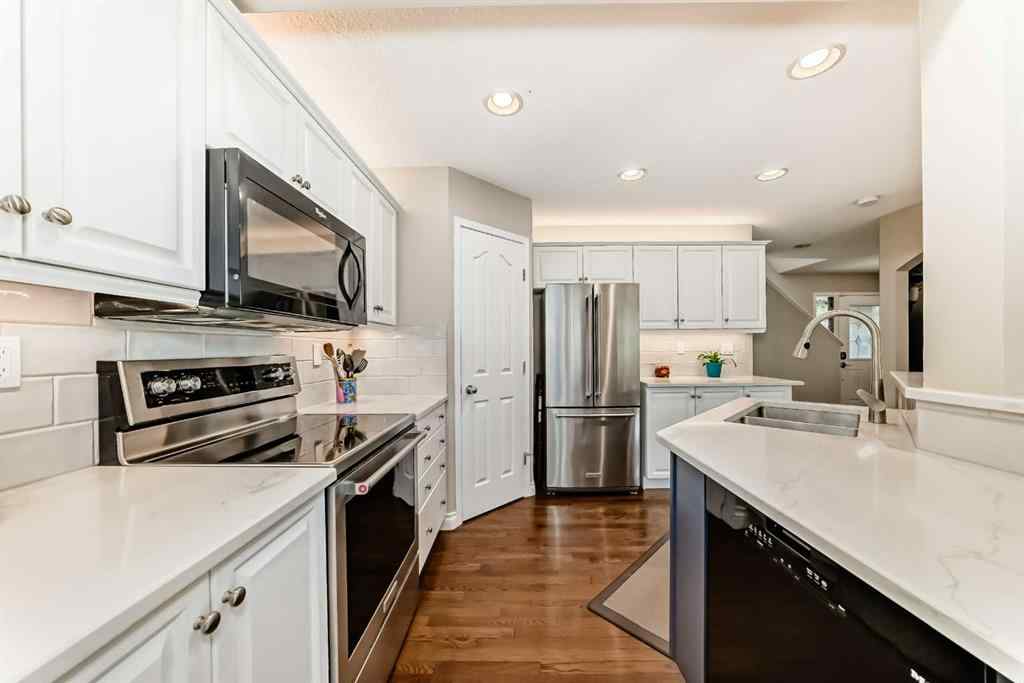 MLS® A2253052 - 54 Cougarstone Mews SW in Cougar Ridge Calgary, Residential