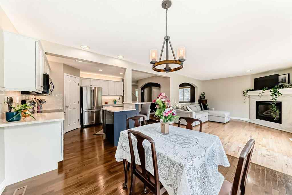 MLS® A2253052 - 54 Cougarstone Mews SW in Cougar Ridge Calgary, Residential