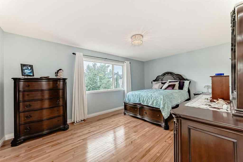 MLS® A2253052 - 54 Cougarstone Mews SW in Cougar Ridge Calgary, Residential