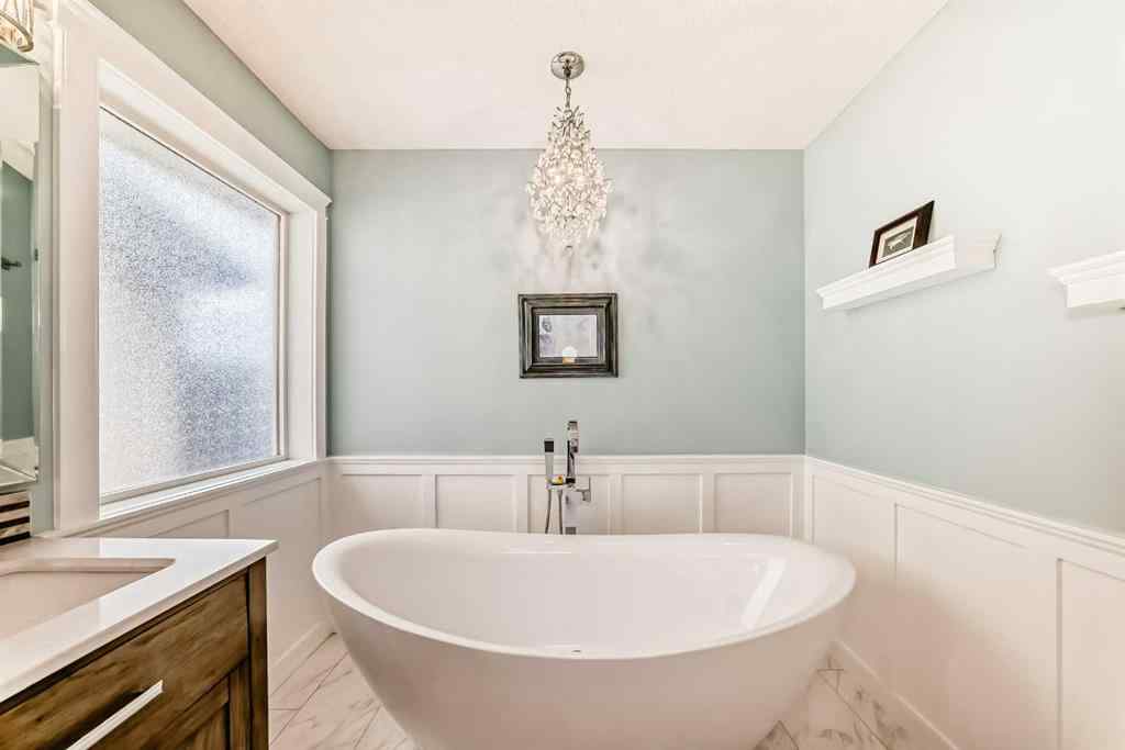 MLS® A2253052 - 54 Cougarstone Mews SW in Cougar Ridge Calgary, Residential