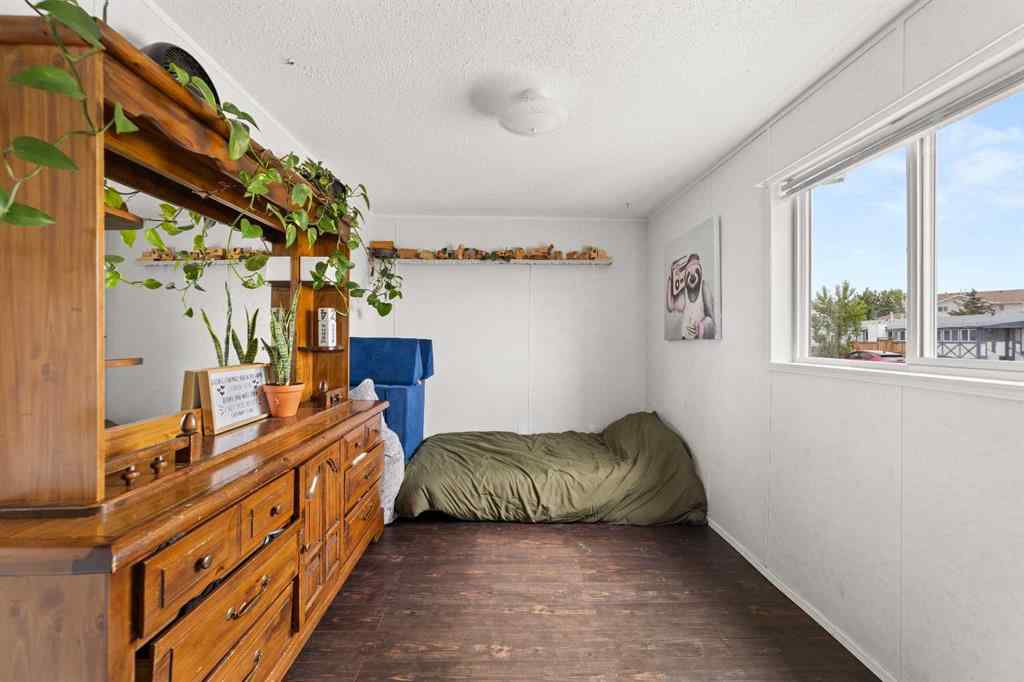 MLS® A2253053 - Unit #18 900 Ross Street  in NONE Crossfield, Mobile