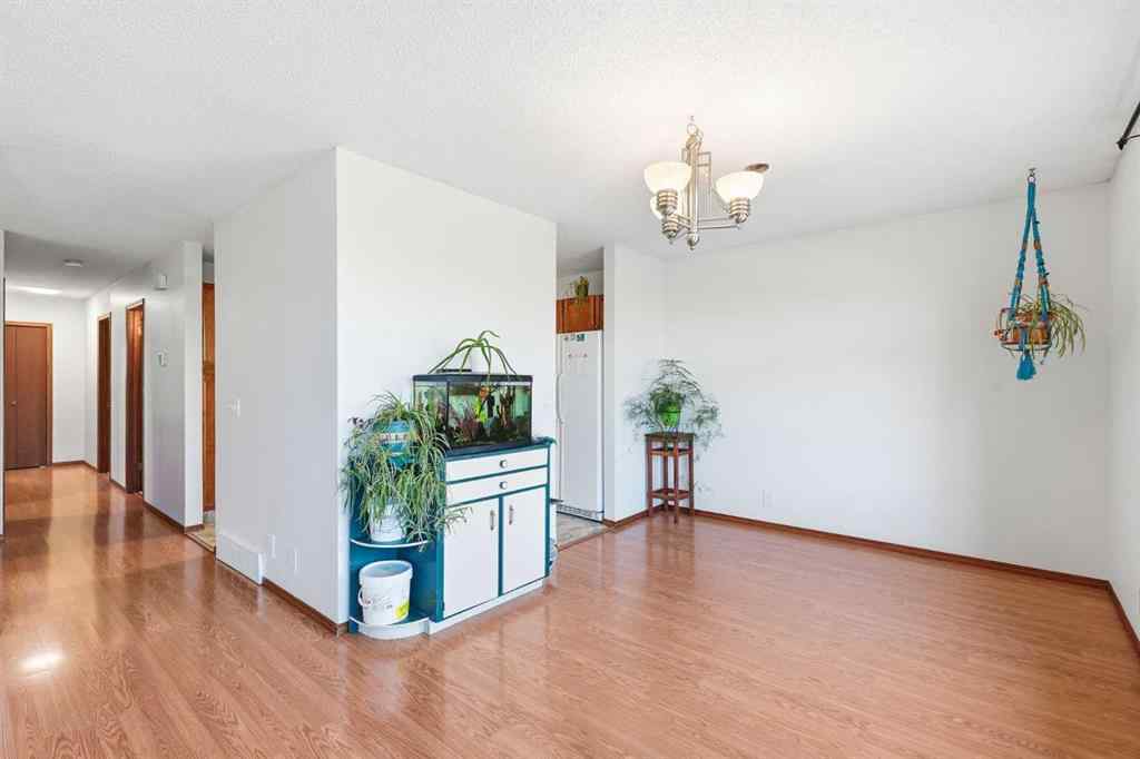 MLS® A2253056 - 43 Macewan Glen Road NW in MacEwan Glen Calgary, Residential