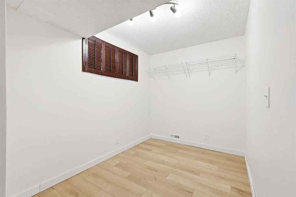 MLS® A2253056 - 43 Macewan Glen Road NW in MacEwan Glen Calgary, Residential