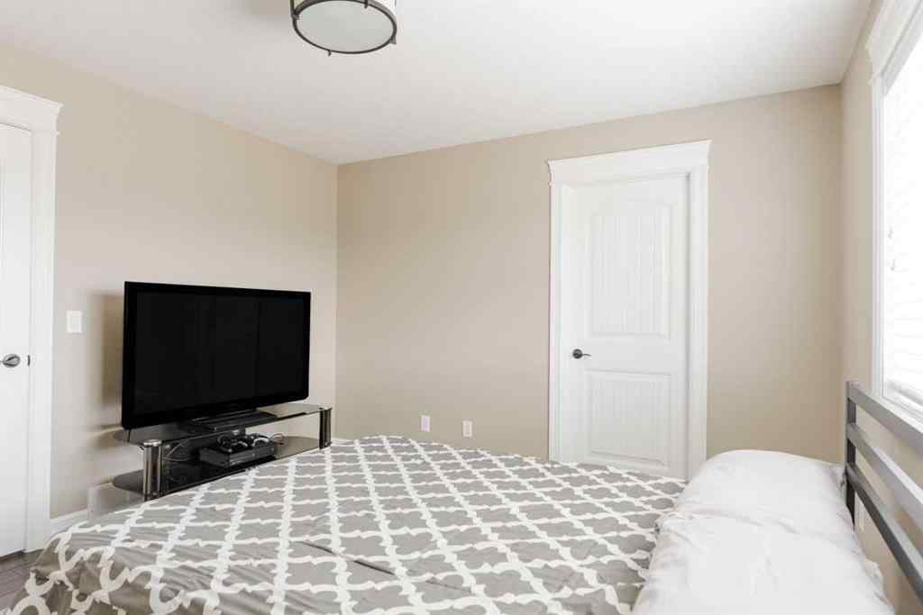 MLS® A2253059 - 689 Heritage Drive  in Parsons North Fort McMurray, Residential