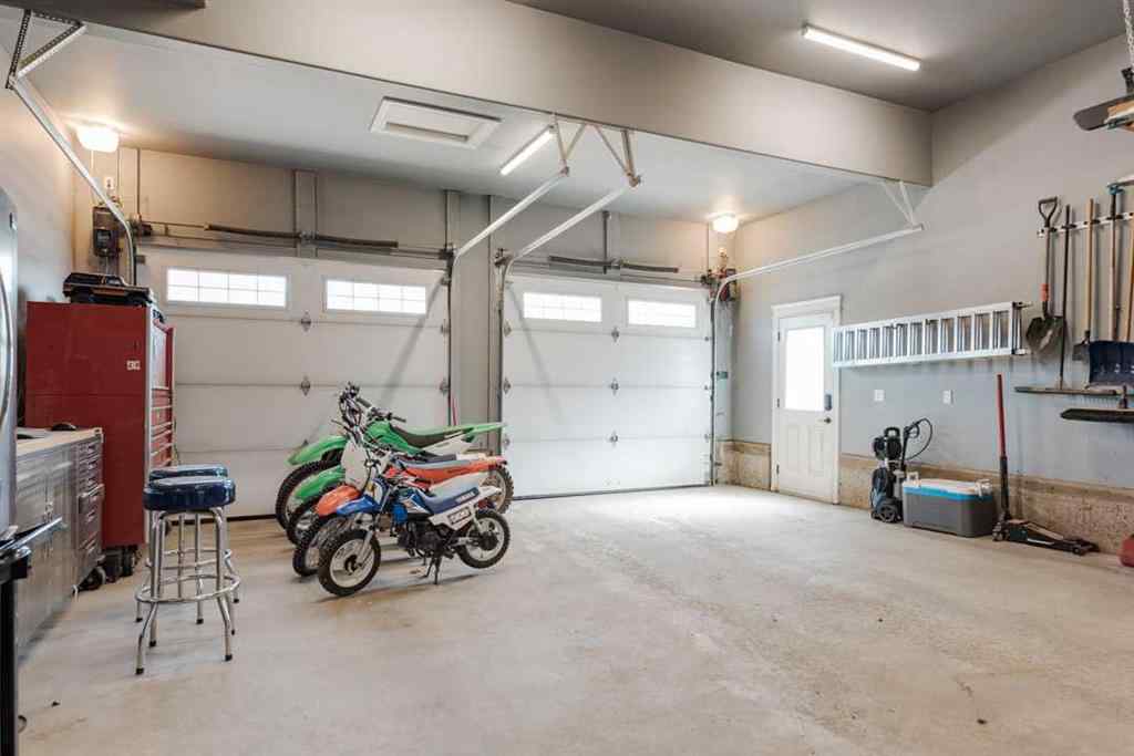 MLS® A2253059 - 689 Heritage Drive  in Parsons North Fort McMurray, Residential