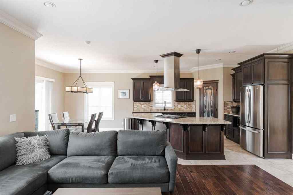 MLS® A2253059 - 689 Heritage Drive  in Parsons North Fort McMurray, Residential