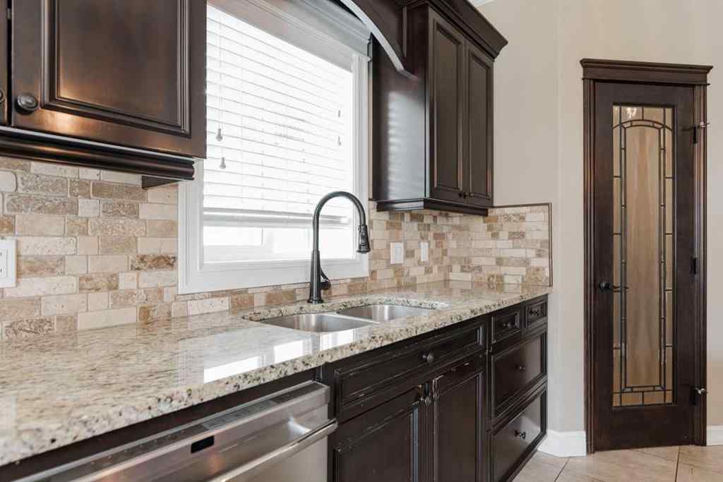 MLS® A2253059 - 689 Heritage Drive  in Parsons North Fort McMurray, Residential