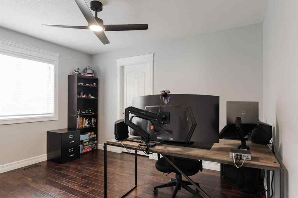 MLS® A2253059 - 689 Heritage Drive  in Parsons North Fort McMurray, Residential