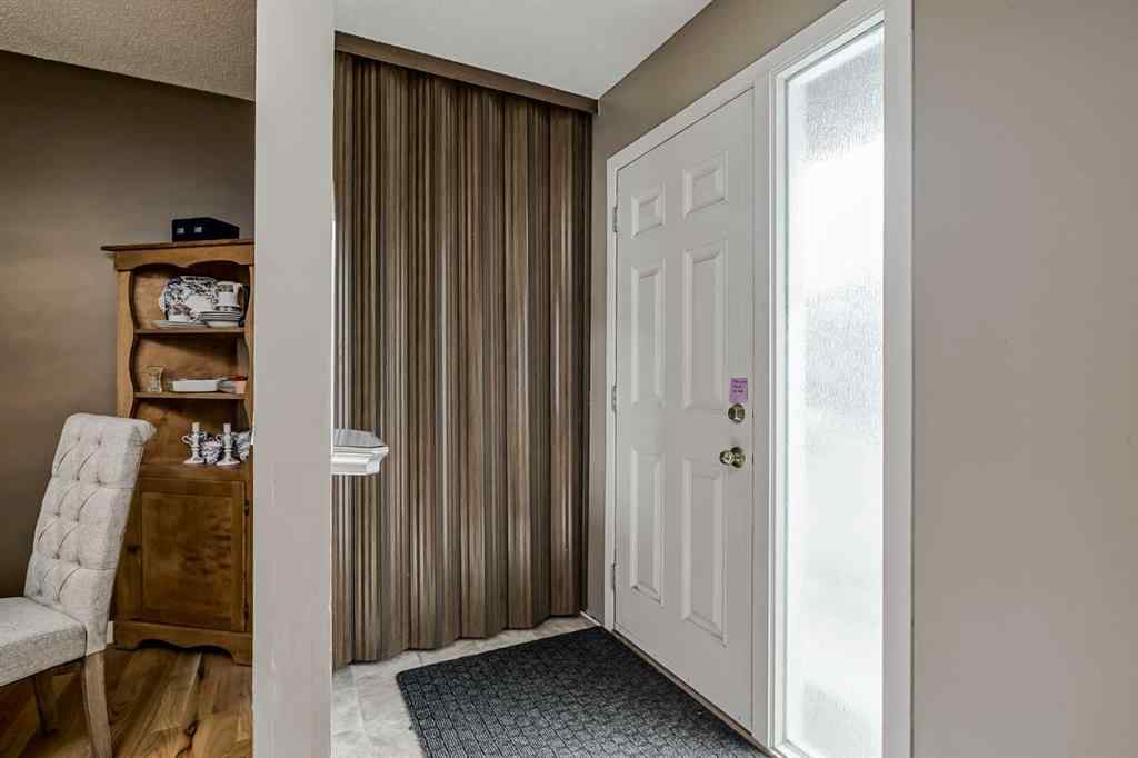 MLS® A2253061 - Unit #207 5340 17 Avenue SW in Westgate Calgary, Residential