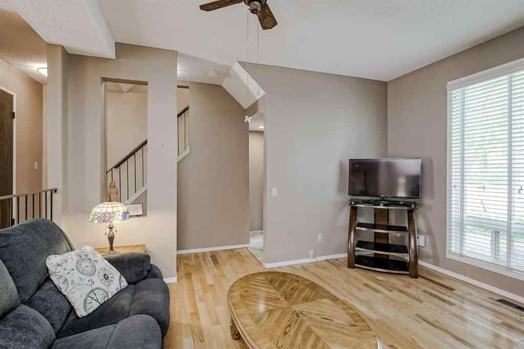 MLS® A2253061 - Unit #207 5340 17 Avenue SW in Westgate Calgary, Residential