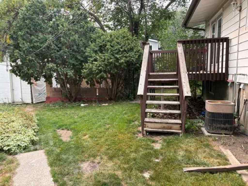 MLS® A2253072 - 1512 5 Avenue S in Victoria Park Lethbridge, Residential