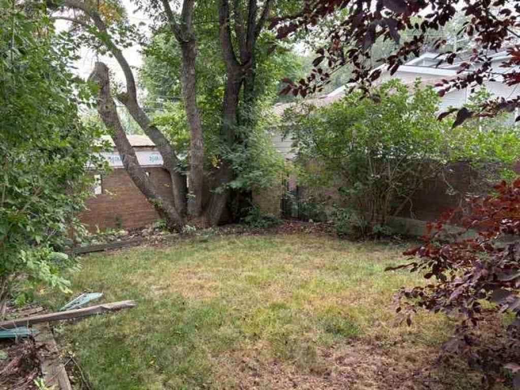 MLS® A2253072 - 1512 5 Avenue S in Victoria Park Lethbridge, Residential