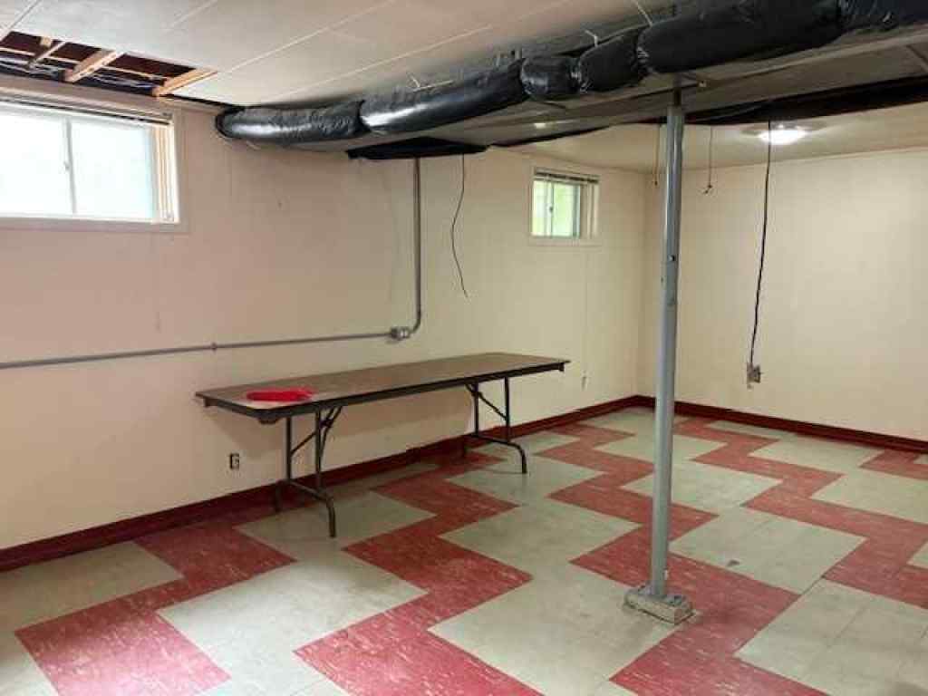 MLS® A2253072 - 1512 5 Avenue S in Victoria Park Lethbridge, Residential