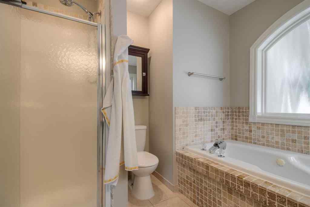 MLS® A2253078 - 360 Heritage Crescent W in Heritage Heights Lethbridge, Residential