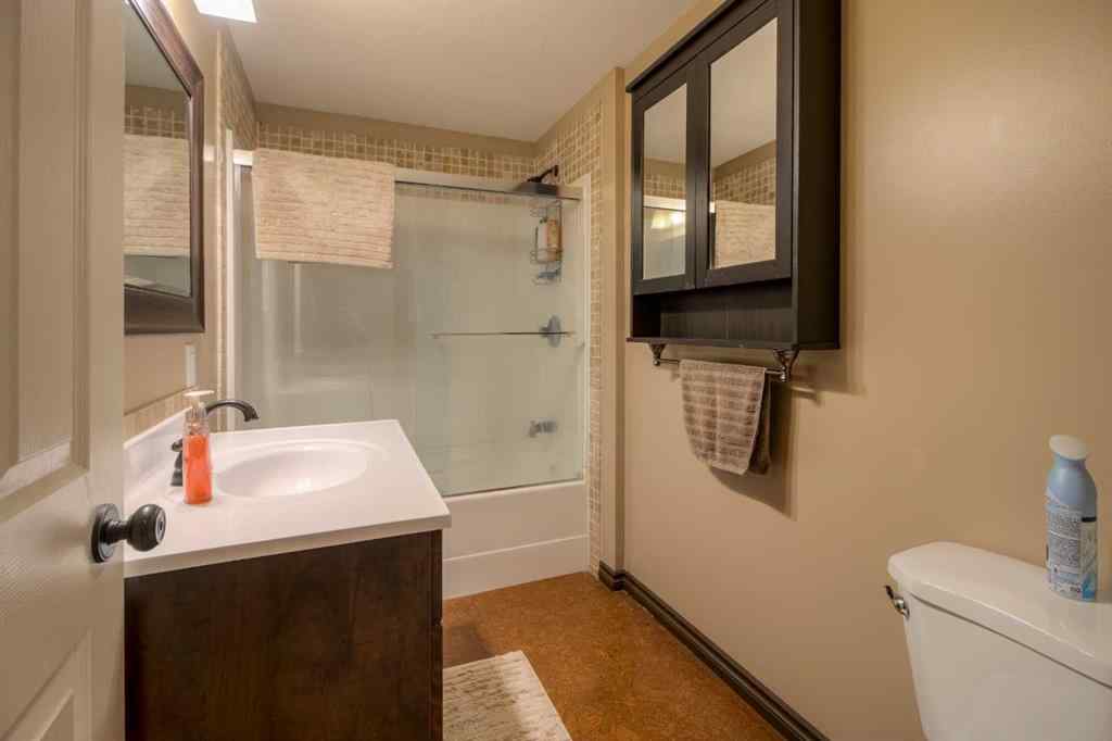 MLS® A2253078 - 360 Heritage Crescent W in Heritage Heights Lethbridge, Residential