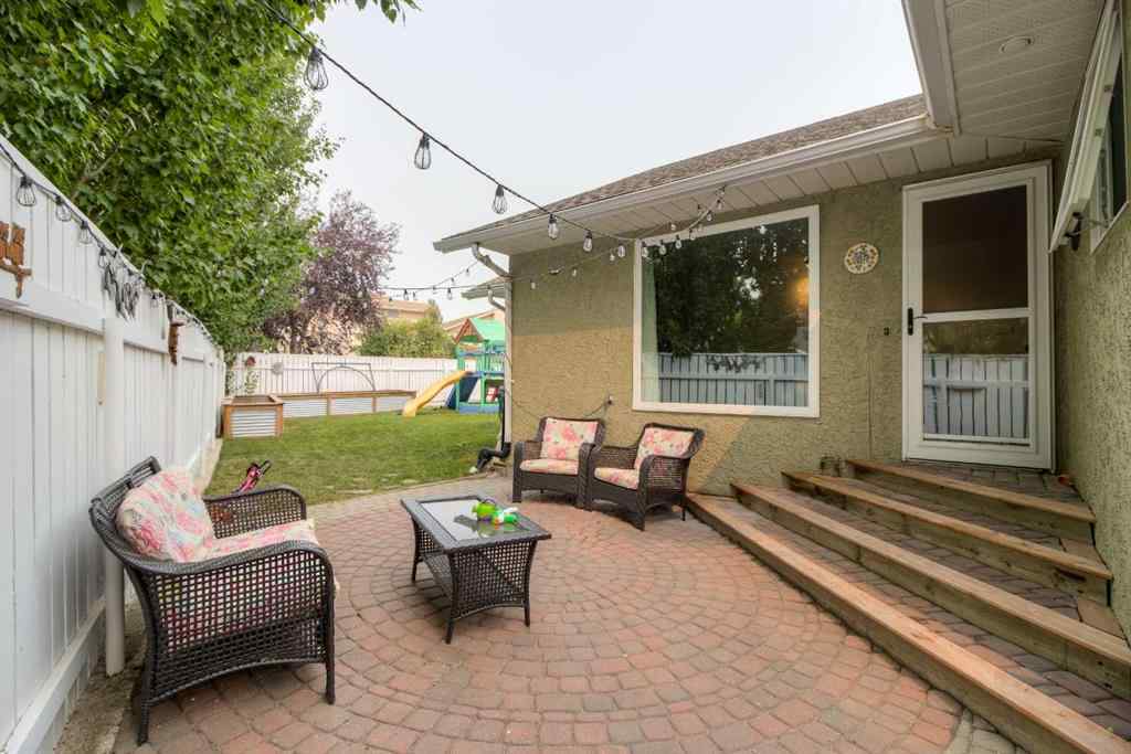 MLS® A2253078 - 360 Heritage Crescent W in Heritage Heights Lethbridge, Residential