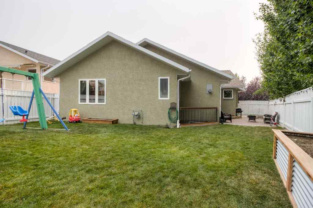 MLS® A2253078 - 360 Heritage Crescent W in Heritage Heights Lethbridge, Residential