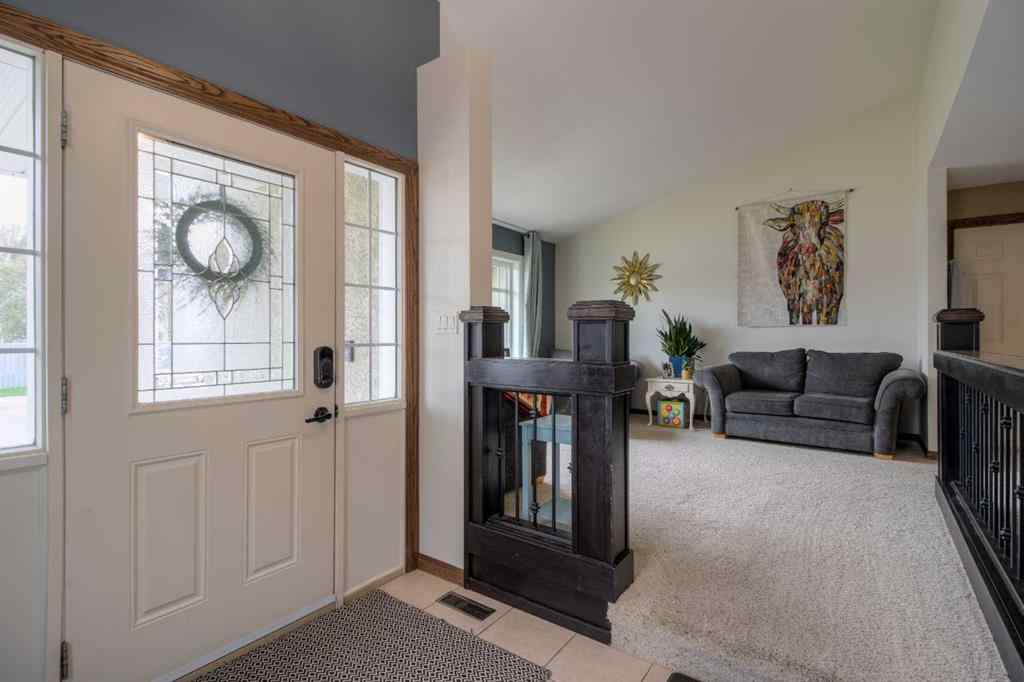 MLS® A2253078 - 360 Heritage Crescent W in Heritage Heights Lethbridge, Residential