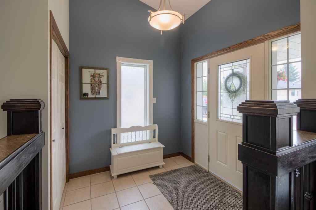 MLS® A2253078 - 360 Heritage Crescent W in Heritage Heights Lethbridge, Residential