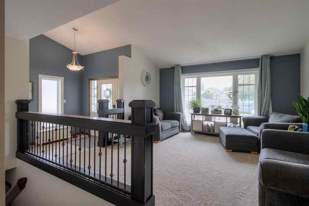 MLS® A2253078 - 360 Heritage Crescent W in Heritage Heights Lethbridge, Residential