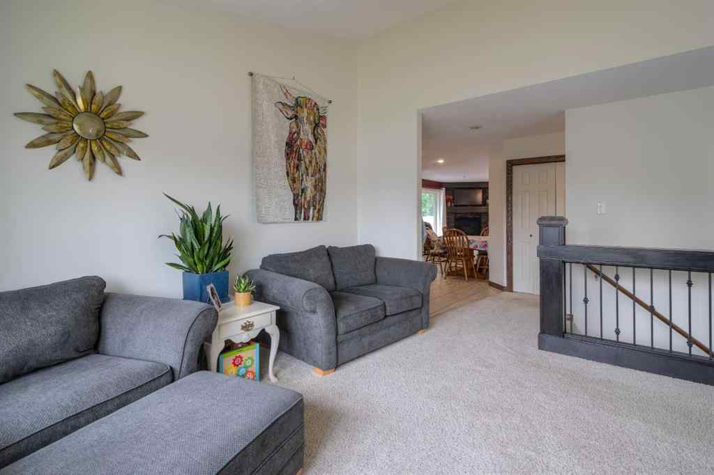 MLS® A2253078 - 360 Heritage Crescent W in Heritage Heights Lethbridge, Residential