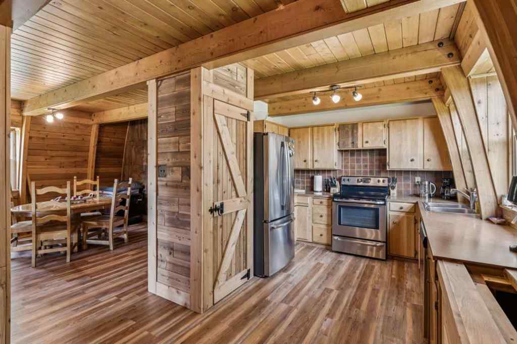 MLS® A2253079 - 52 Hawk Eye Road  in Hawk Eye Estates Rural Rocky View County, Residential