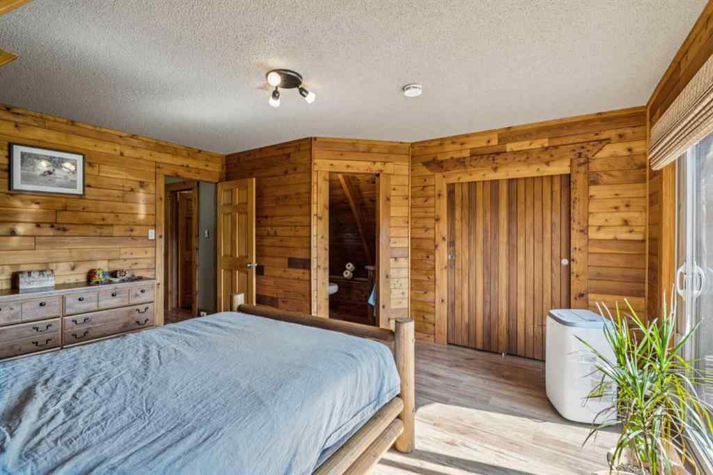 MLS® A2253079 - 52 Hawk Eye Road  in Hawk Eye Estates Rural Rocky View County, Residential