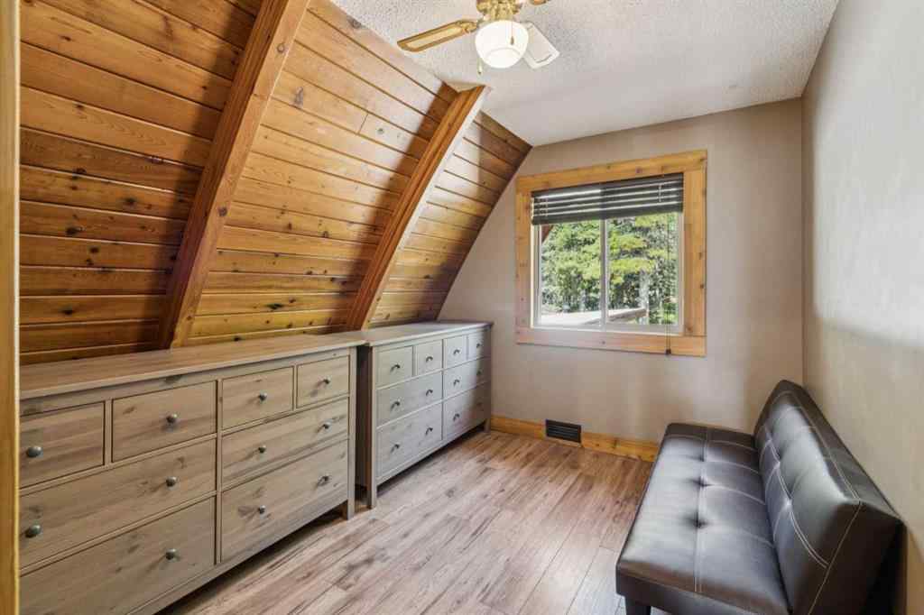 MLS® A2253079 - 52 Hawk Eye Road  in Hawk Eye Estates Rural Rocky View County, Residential