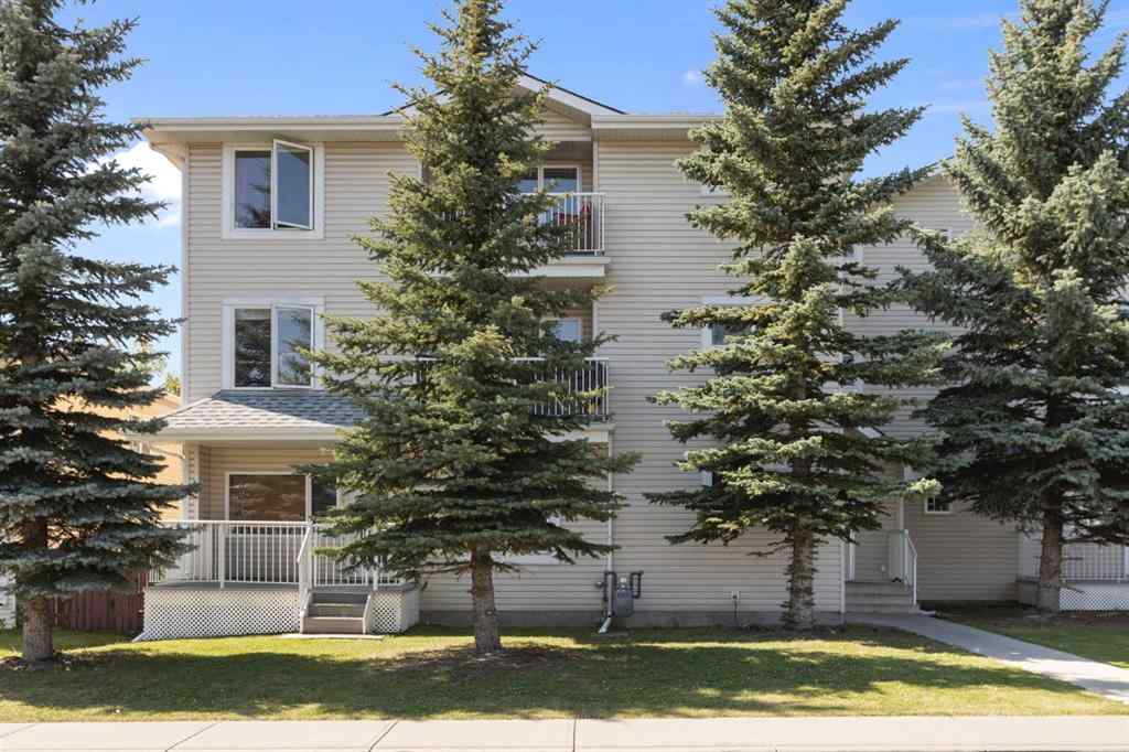 MLS® A2253082 - Unit #302 4327 75 Street NW in Bowness Calgary, Residential