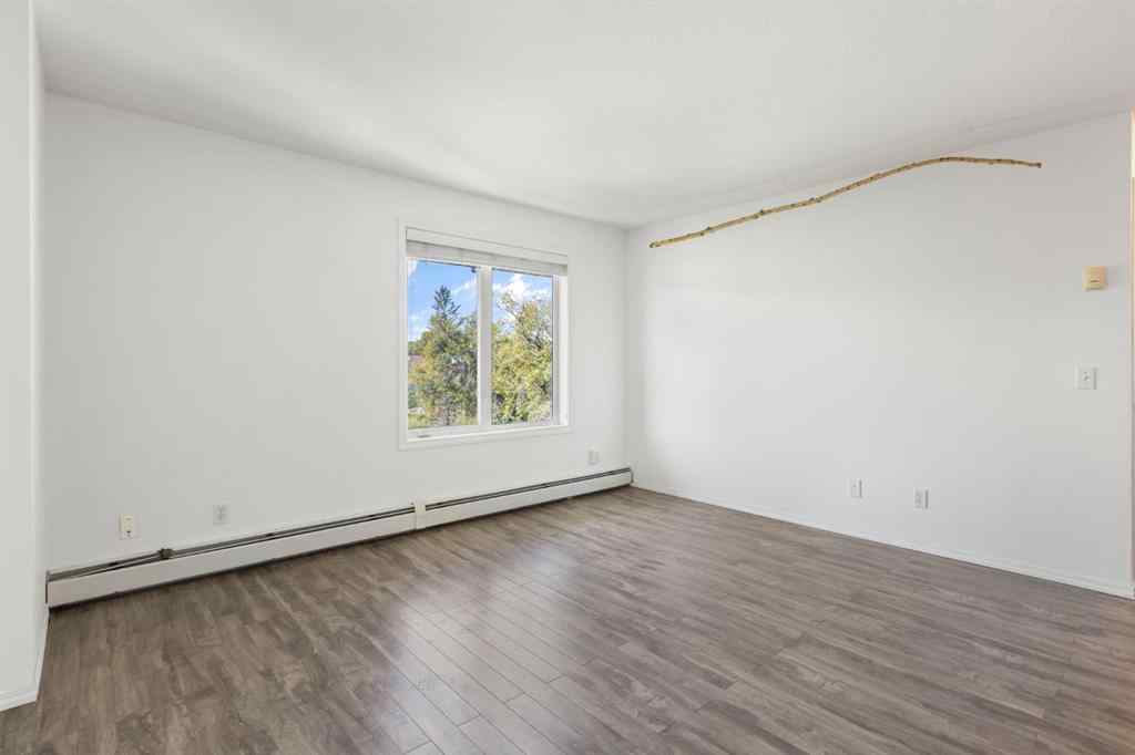 MLS® A2253082 - Unit #302 4327 75 Street NW in Bowness Calgary, Residential