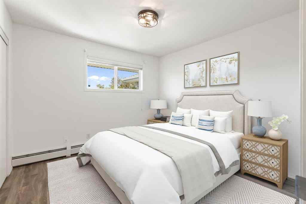 MLS® A2253082 - Unit #302 4327 75 Street NW in Bowness Calgary, Residential