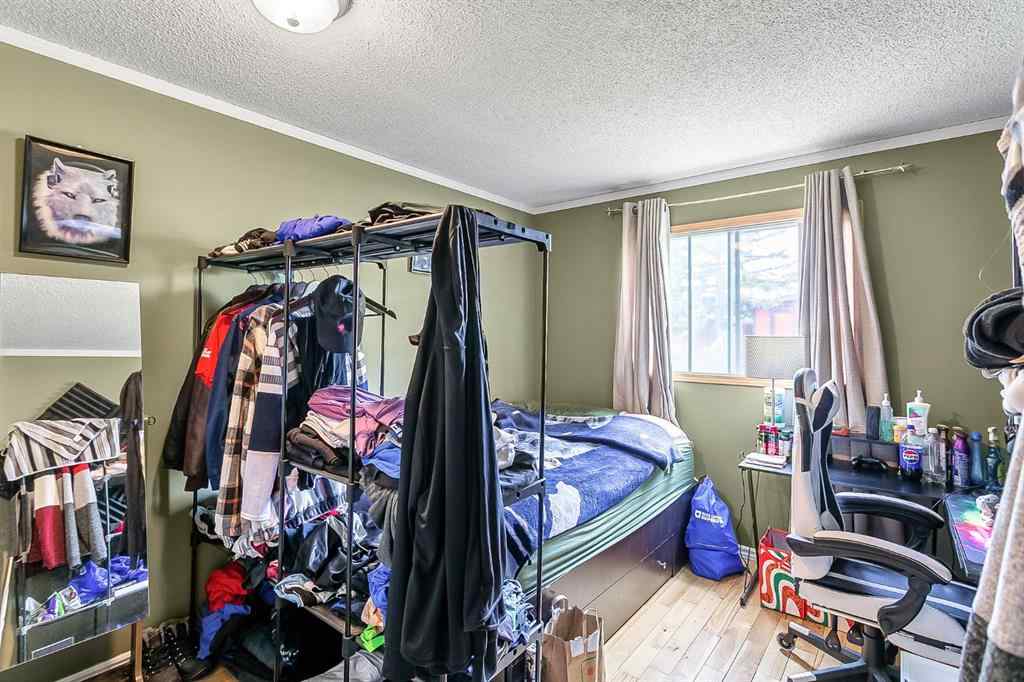 MLS® A2253091 - 39 Edgeburn Crescent NW in Edgemont Calgary, Residential