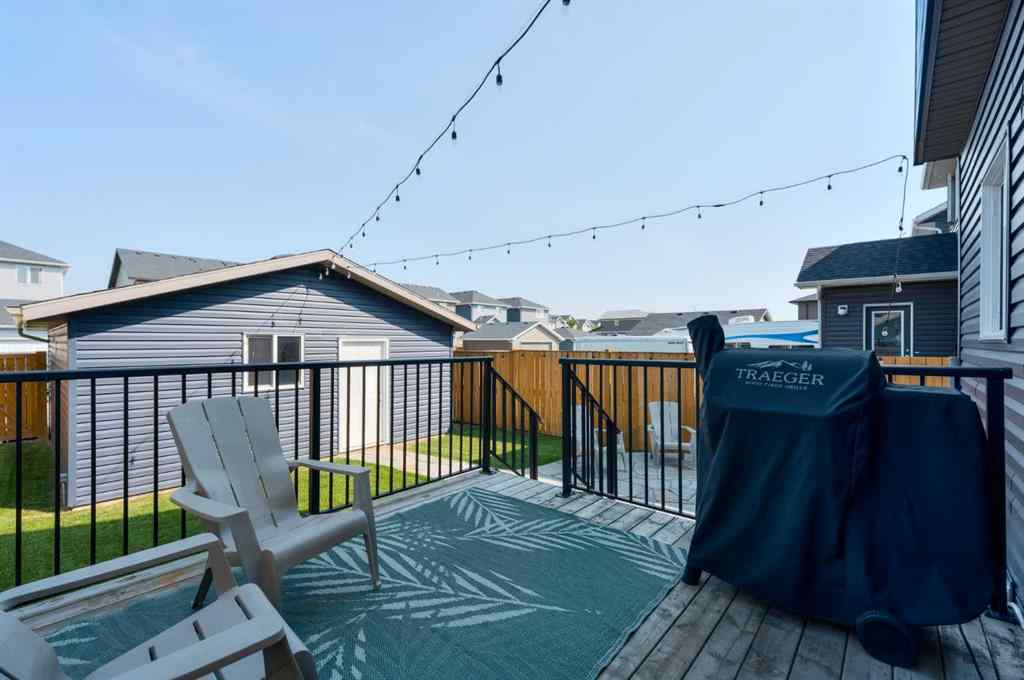 MLS® A2253096 - 76 Willow Street  in The Willows Cochrane, Residential