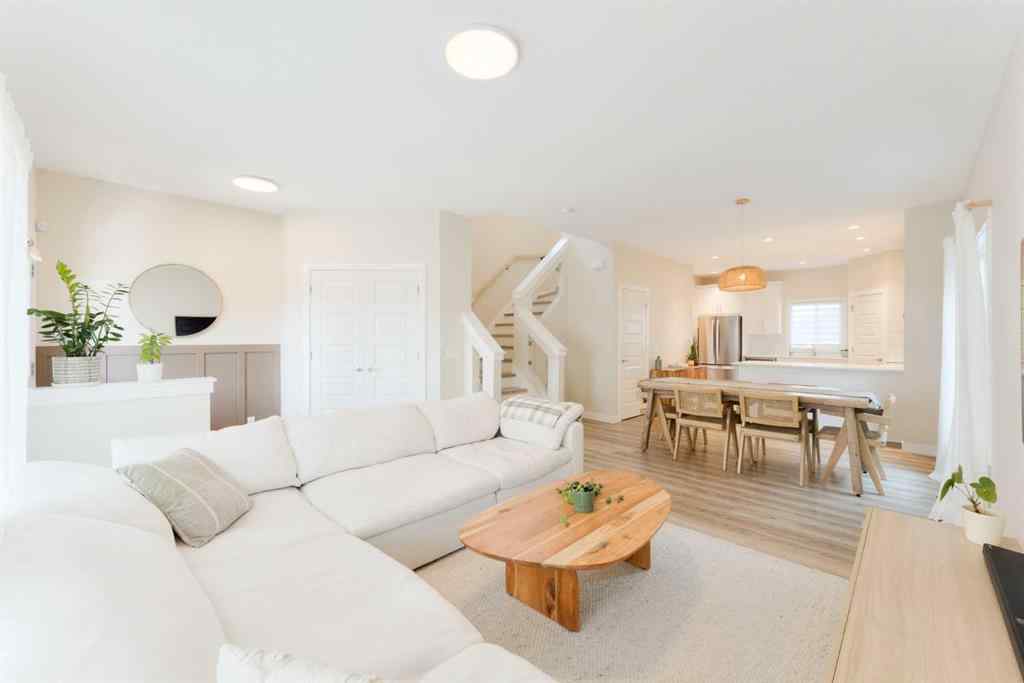 MLS® A2253096 - 76 Willow Street  in The Willows Cochrane, Residential
