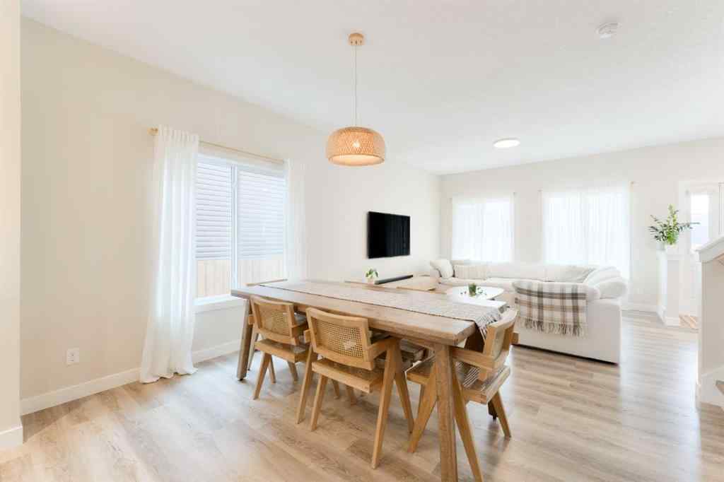 MLS® A2253096 - 76 Willow Street  in The Willows Cochrane, Residential