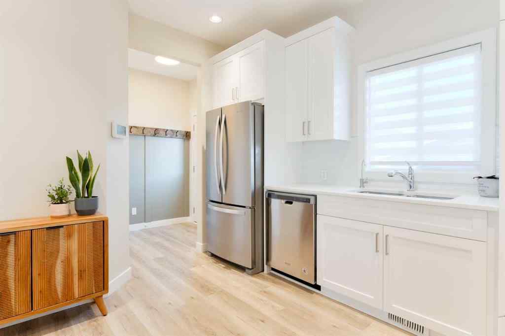 MLS® A2253096 - 76 Willow Street  in The Willows Cochrane, Residential