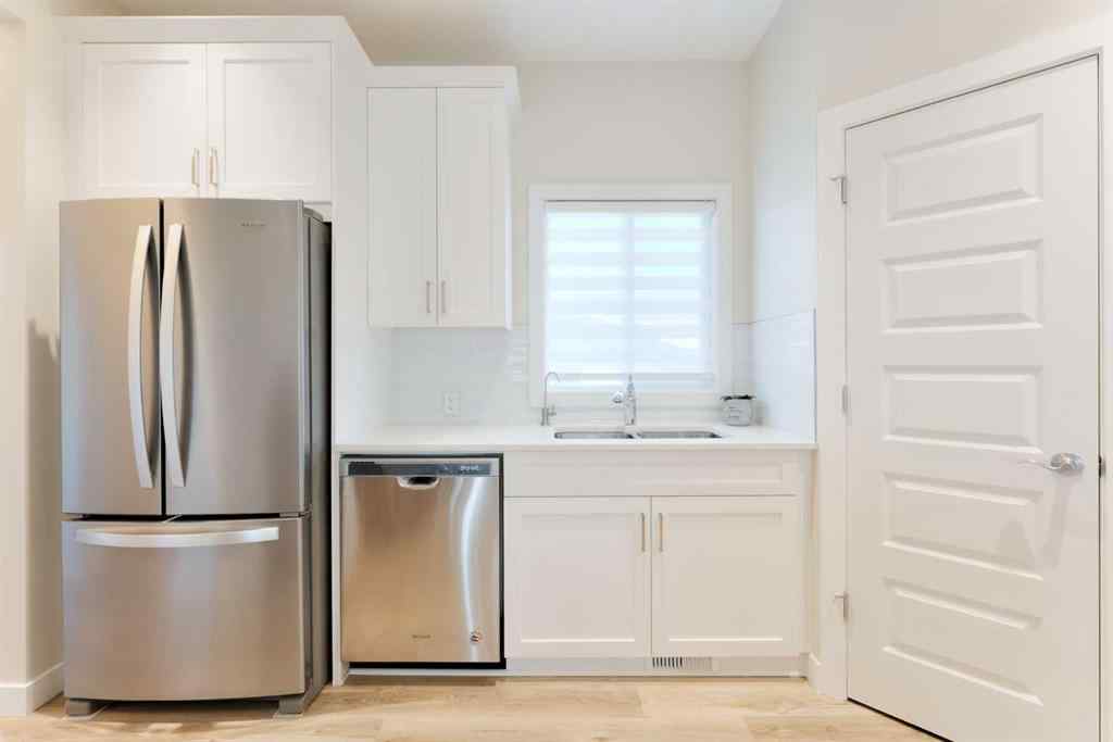 MLS® A2253096 - 76 Willow Street  in The Willows Cochrane, Residential