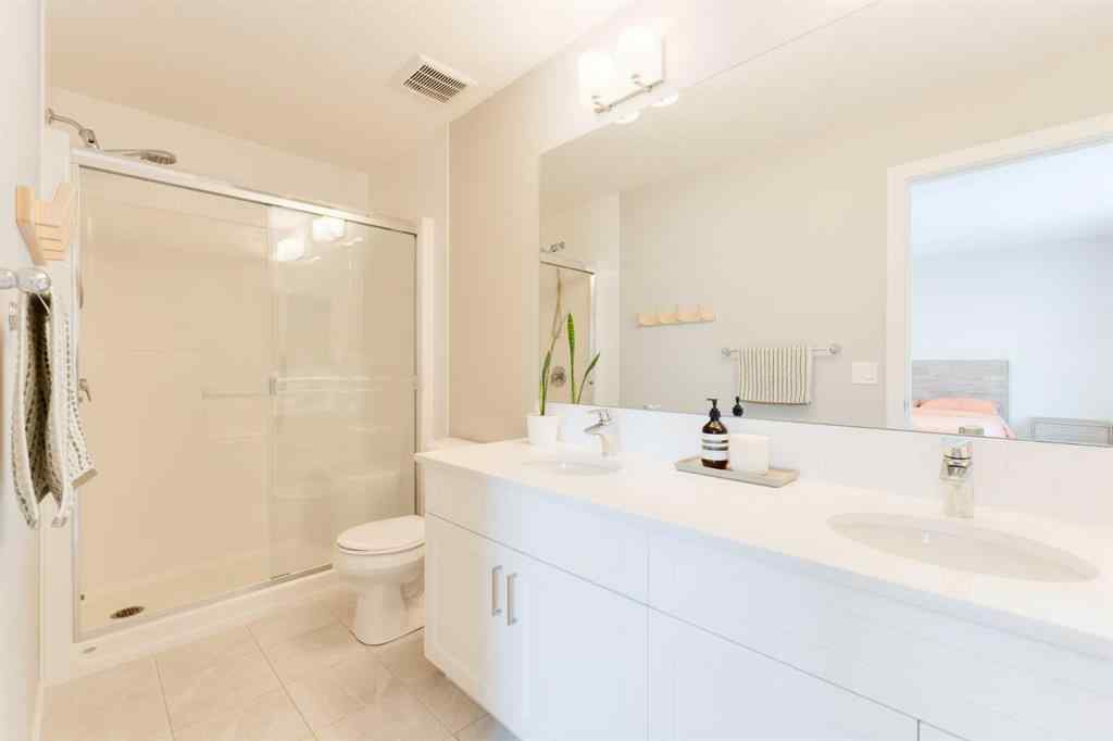 MLS® A2253096 - 76 Willow Street  in The Willows Cochrane, Residential