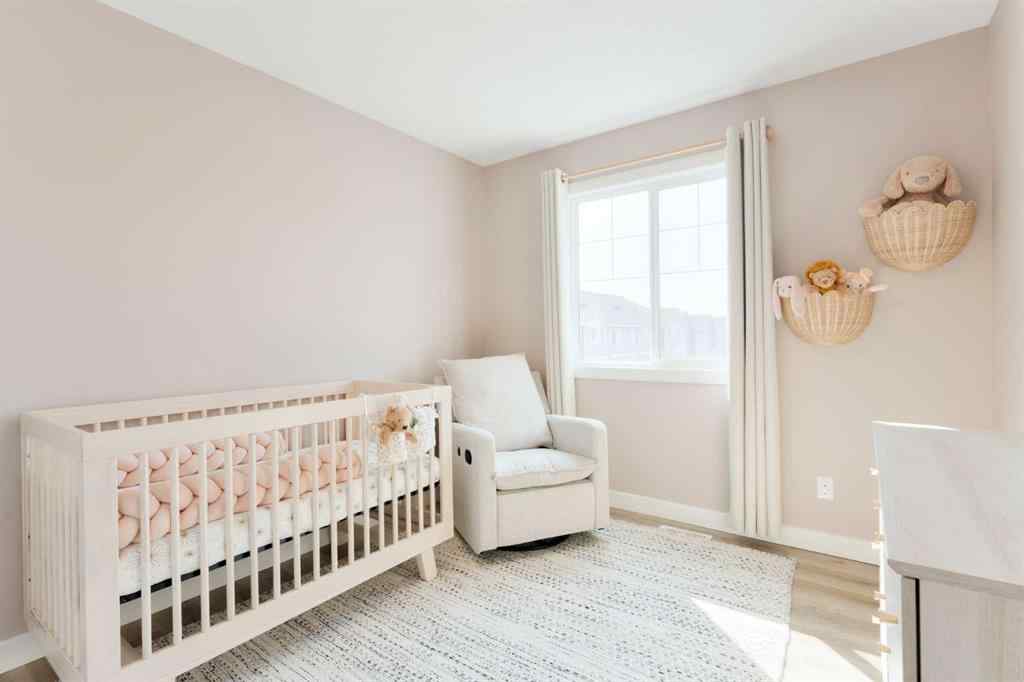 MLS® A2253096 - 76 Willow Street  in The Willows Cochrane, Residential