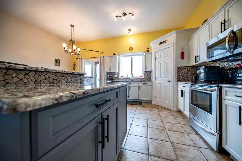MLS® A2253100 - 41 Pinnacle Lake Drive  in Pinnacle Ridge Grande Prairie, Residential