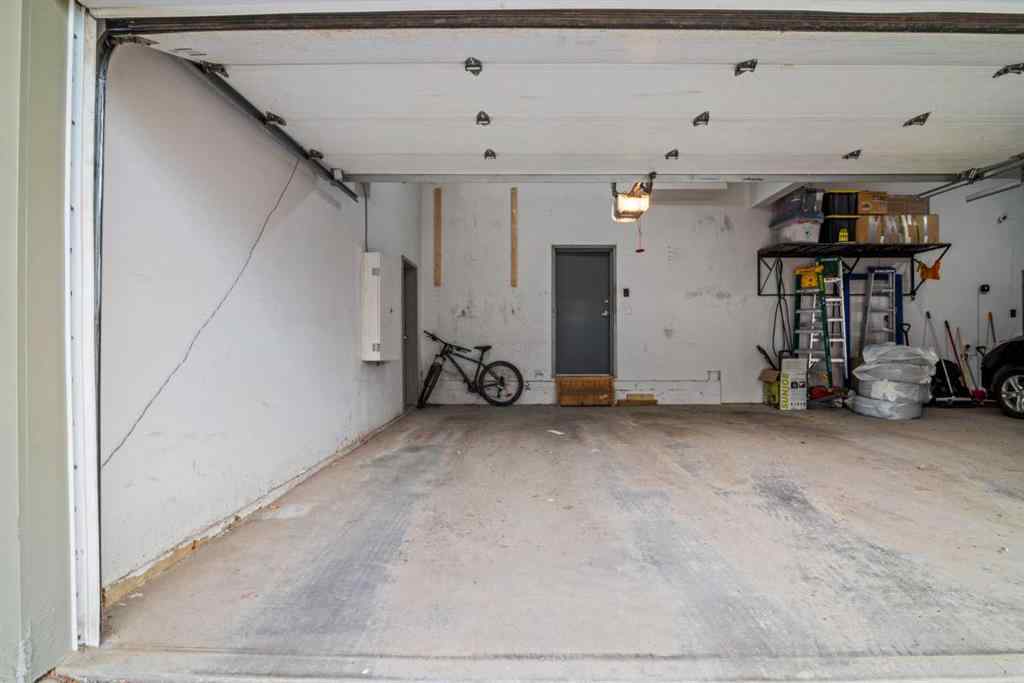 MLS® A2253104 - Unit #4 2428 30 Street SW in Killarney/Glengarry Calgary, Residential