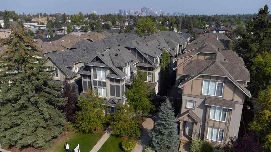 MLS® A2253104 - Unit #4 2428 30 Street SW in Killarney/Glengarry Calgary, Residential