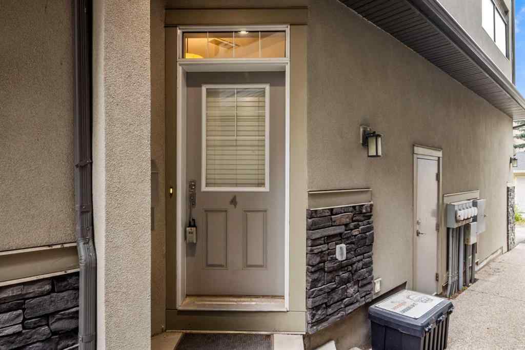 MLS® A2253104 - Unit #4 2428 30 Street SW in Killarney/Glengarry Calgary, Residential