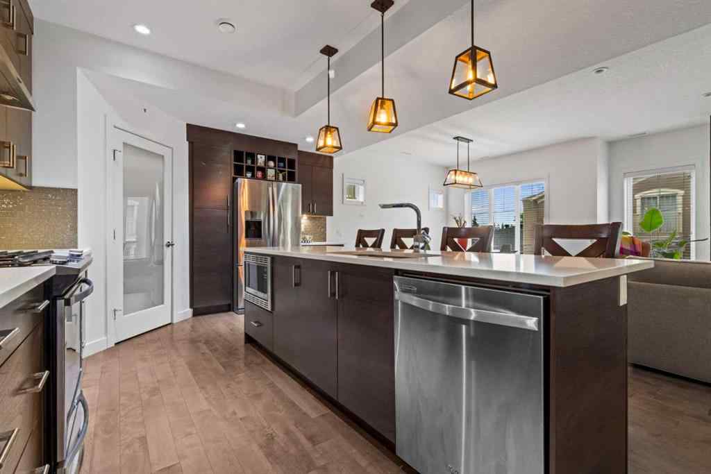 MLS® A2253104 - Unit #4 2428 30 Street SW in Killarney/Glengarry Calgary, Residential