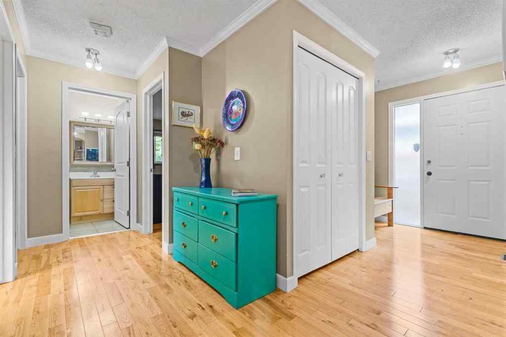 MLS® A2253106 - 335 Ranch Estates Place NW in Ranchlands Calgary, Residential