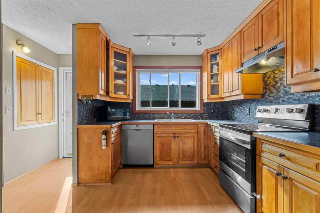 MLS® A2253106 - 335 Ranch Estates Place NW in Ranchlands Calgary, Residential